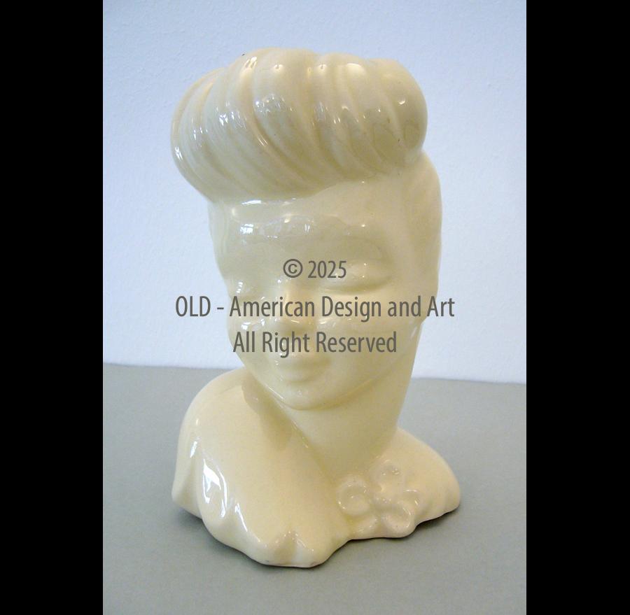 Vasetto portafiori in porcellana dipinta , U.S.A. 1950