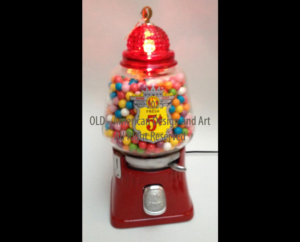 Gum Ball Machine Illuminata ,U.S.A. 1940
