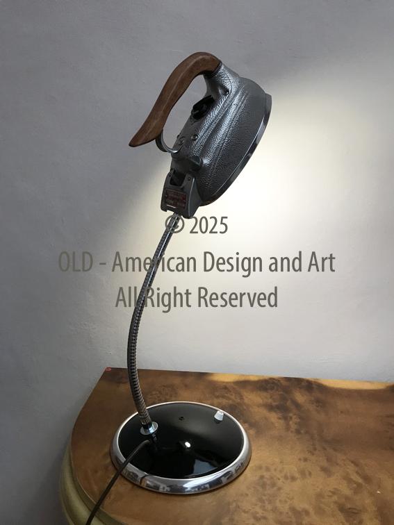 Maurizio Lamponi Leopardo Lampada Iron Stem-o-matic B 200 U.S.A. 1941