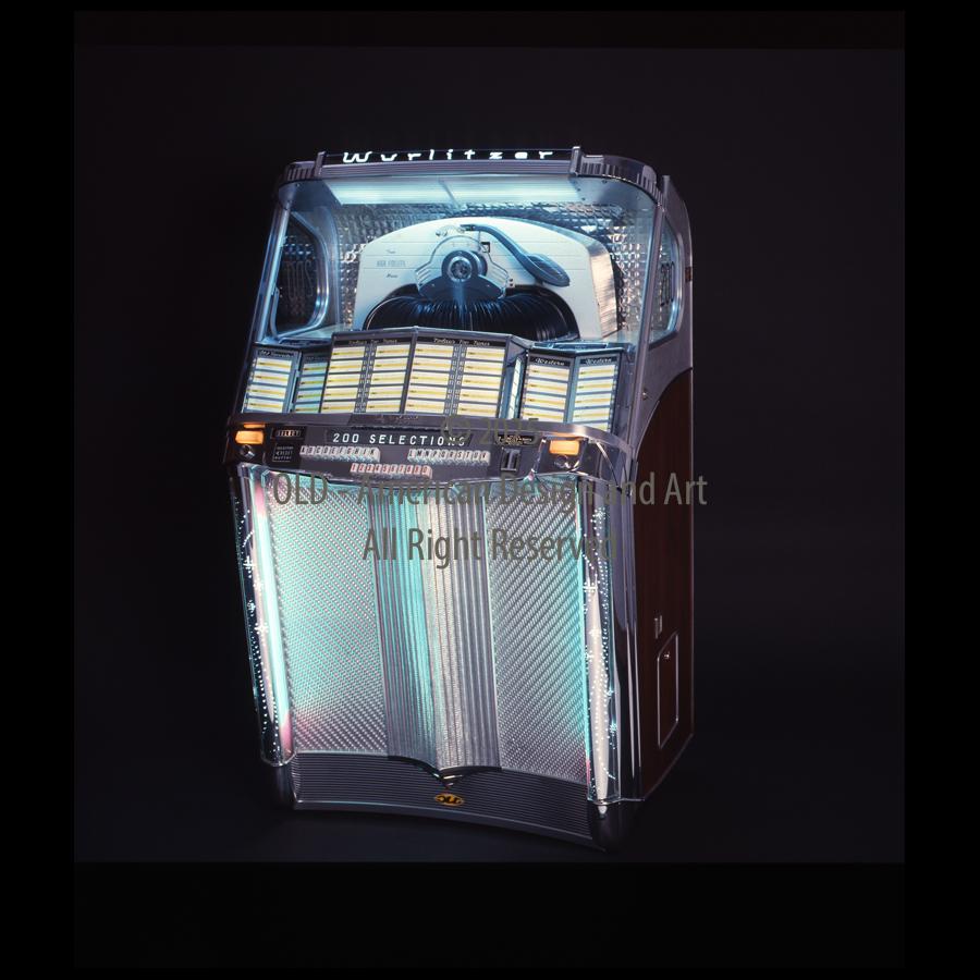 Jukebox Wurlitzer 2000, costruito per il centenario ,U.S.A ,1956,disegnato da paul Fuller, 45 giri , 200 selezioni
